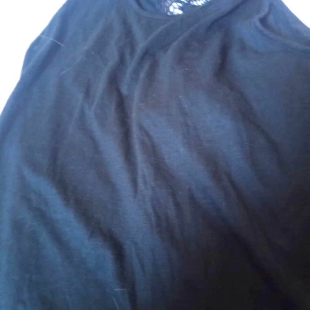 Black shirt with lace in the back